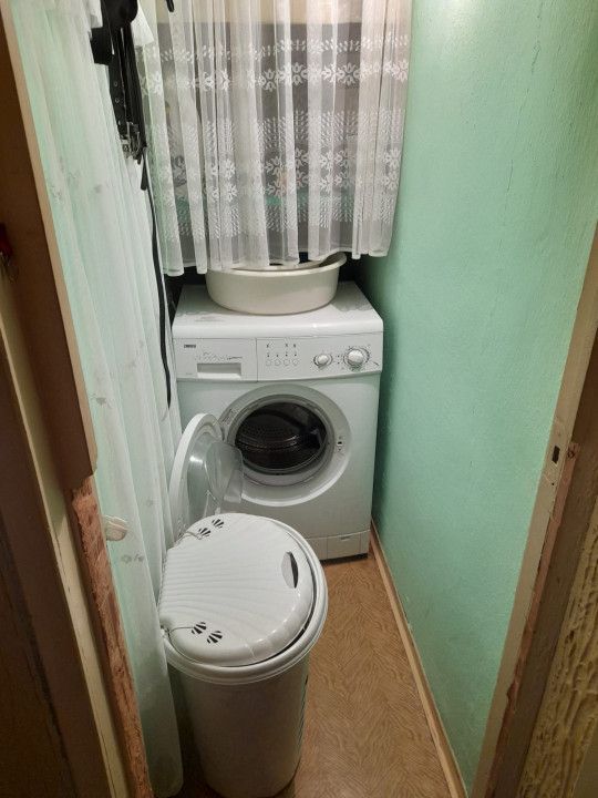 Apartament 4 camere, ultracentral, 90 mp utili, Campina, Prahova - Poză 13
