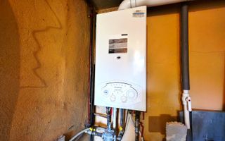 Oportunitate Unică: Casă cu 4 Camere, Curte Generoasă și Îmbunătățiri - Poză 20