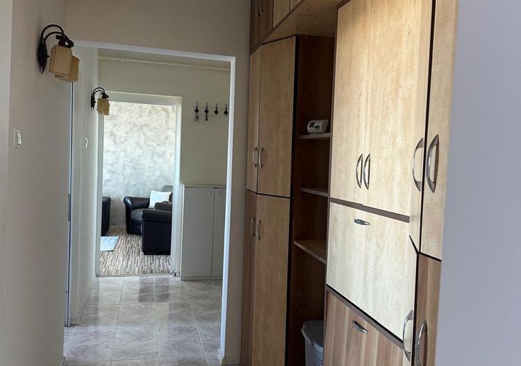 Apartament cu 3 camere zona Tomis Nord -  Parcare Privata - Ocazie - Poză 6