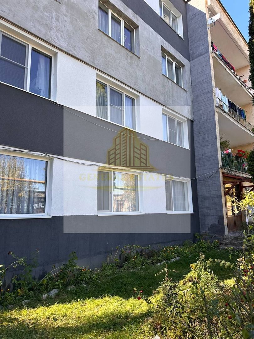 Studio luminos spre vanzaare, la poalele Pietrei Craiului – Zărnești - Poză 12