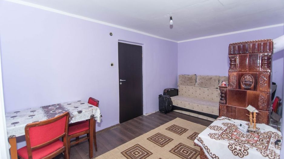  Casa gata de mutat+teren 1000 mp in zona de deal, jud. Arges - Poză 5
