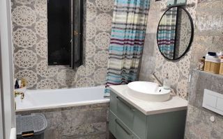 Apartamant 2 camere Giroc cu piscina - Poză 4
