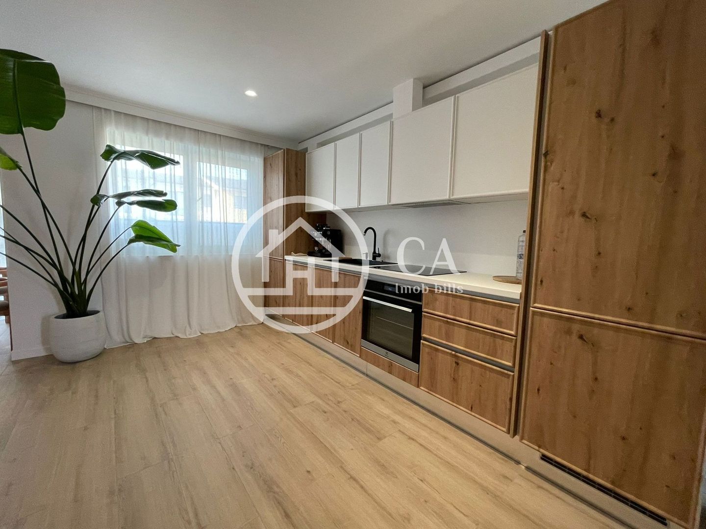 Casa de vânzare cu 3 camere in Nufarul, Oradea - Poză 16