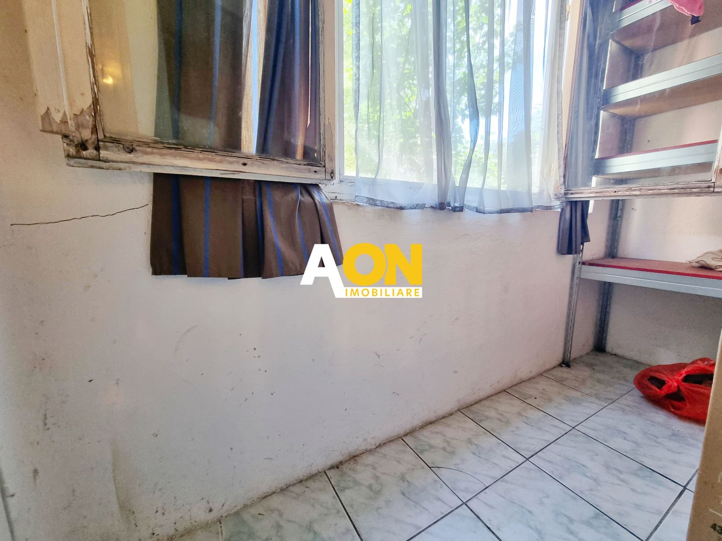 Apartament 2 camere + balcon, parter, zona Closca - Poză 2