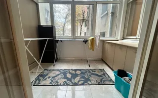 3 Camere Ultracentral 2 minute de Metrou Univestitate - Poză 12
