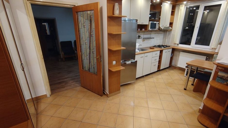 Apartament 3 camere, etaj 3/4, centrala proprie, bloc reabilitat, Titan - Poză 4