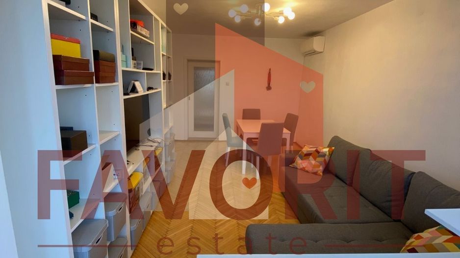 Etaj intermediar. Mobialt si utilat. Cu centrala proprie - Poză 2