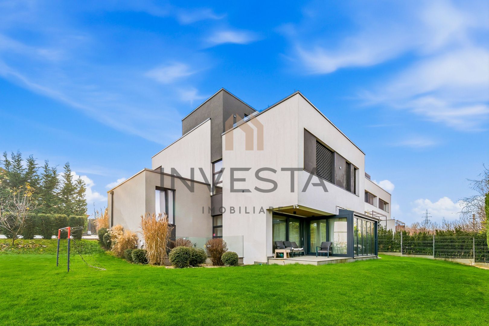 Vila moderna cu priveliste panoramica! - Poză 19