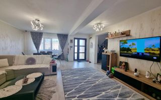 VANDUT/ SOLD - Casa / Vila de vanzare Valu lui Traian - Poză 5