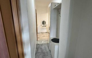 Apartament 4 camere, 4 balcoane in zona Turnisor - 159.000 € - Poză 7
