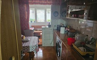 Vând apartament 3 camere - Poză 5