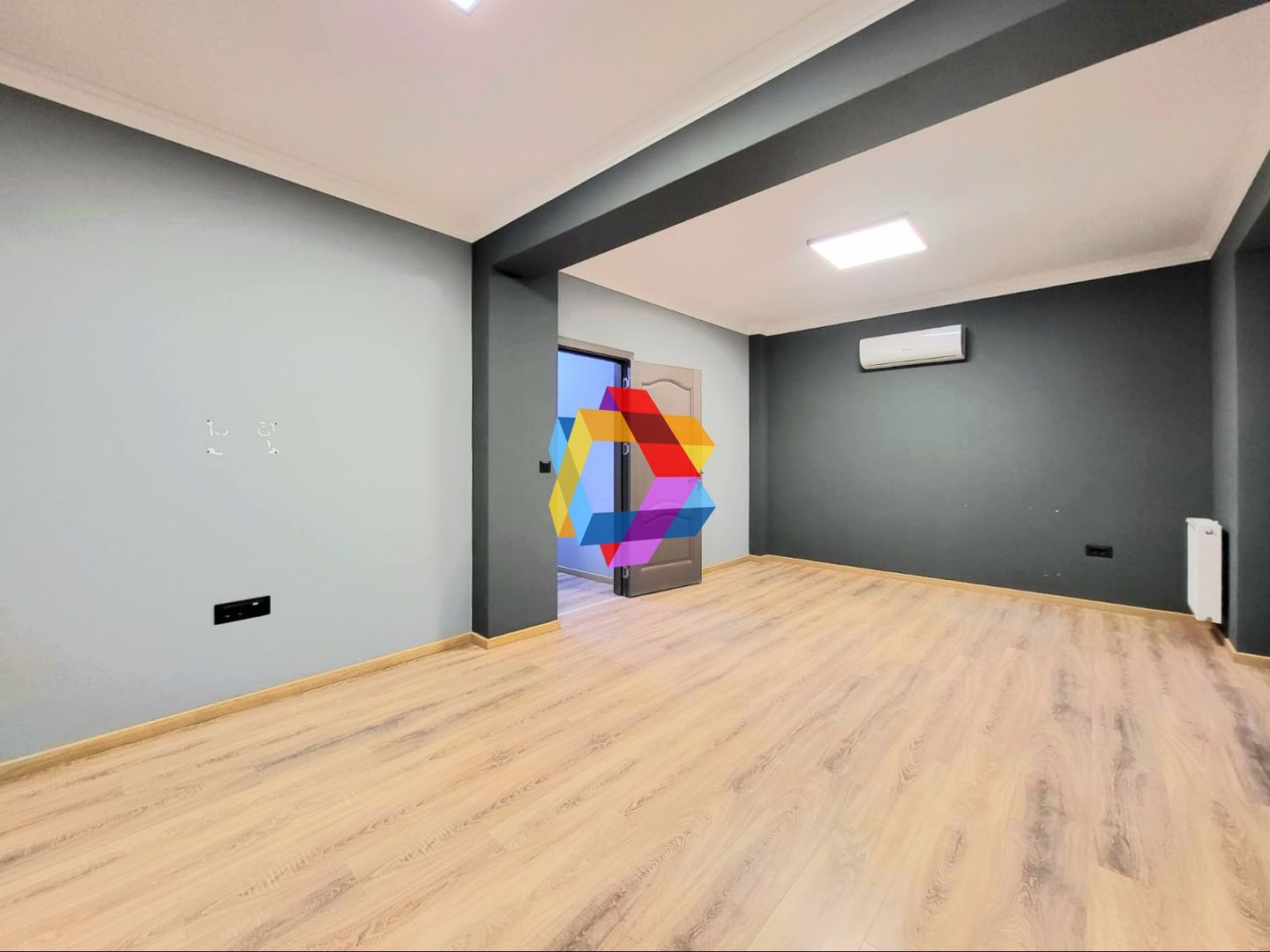 Spatiu birouri de vânzare Brașov - 70 mp - zona Coresi # plus-imo.ro - Poză 9