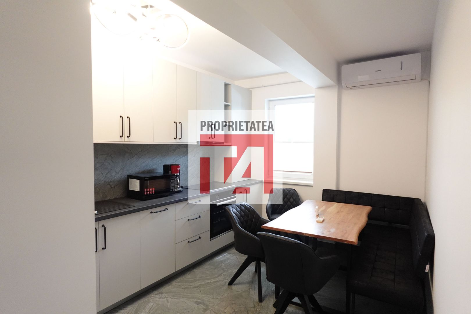 Apartament de inchiriat 2 camere str Brinduselor Baia Mare - Poză 1