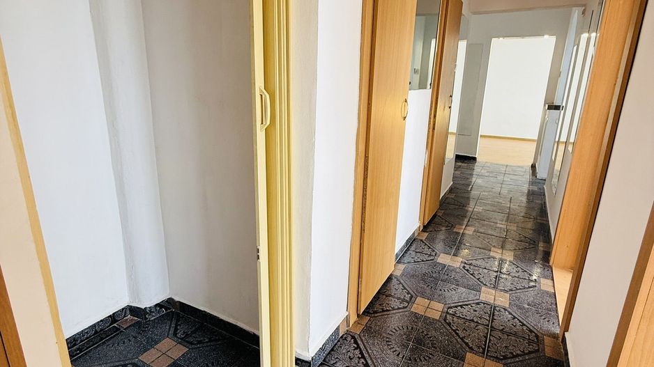 Calea Șagului | 3 camere | Decomandat | Bloc izolat | View superb - Poză 16