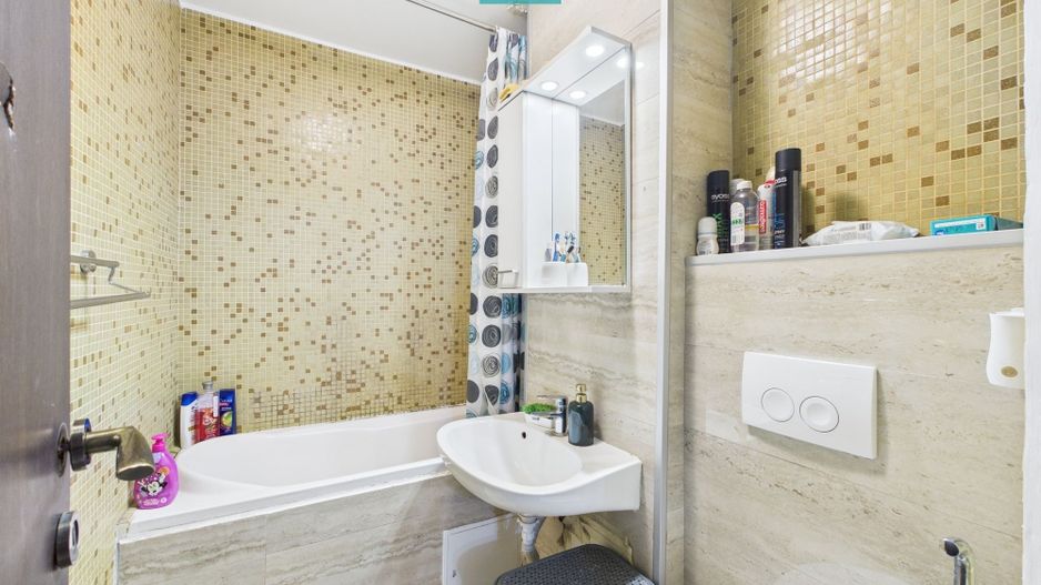 Apartament 3 camere la etaj 1 in Aradul nou - Poză 4