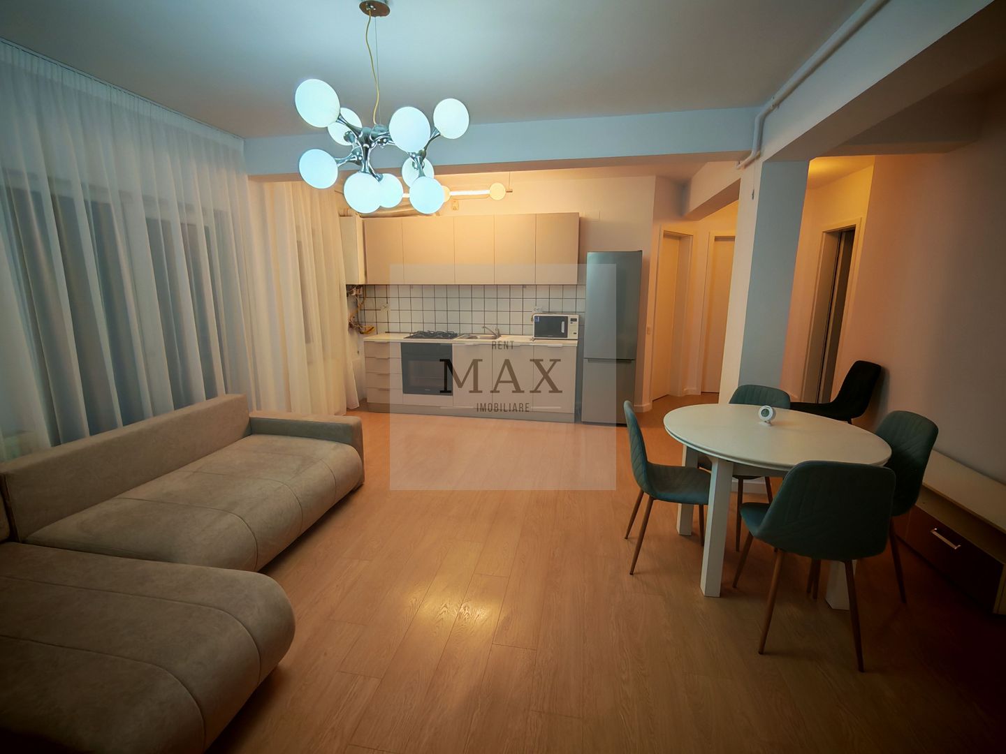 Inchiriere apartament 4 camere , etaj 1 , Zorilor - Poză 1