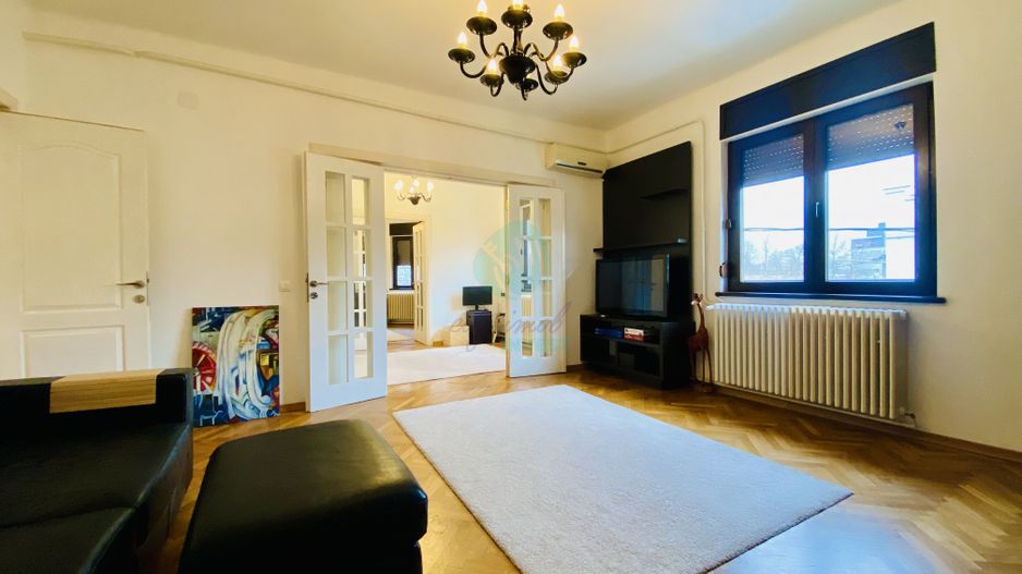 Apartament tip duplex in vila cu gradina - Poză 1