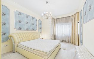 Apartament cu 3 camere langa parcul Cismigiu la 2 min de Metrou Izvor