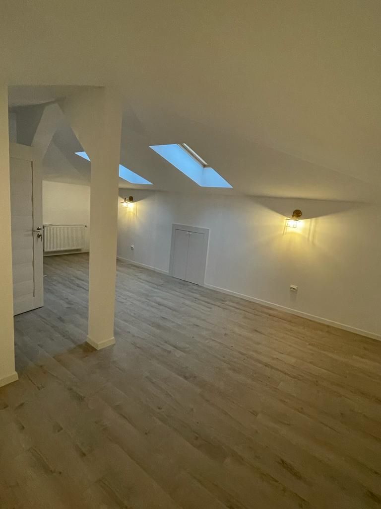 Vilă modernă 6 camere în Băneasa – Henri Coandă, curte proprie, dispon - Poză 9