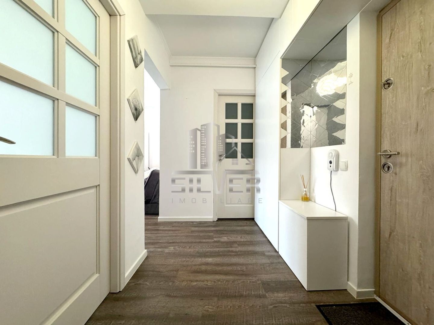 Apartament cu 2 camere/parcare/zona Eroilor. - Poză 12