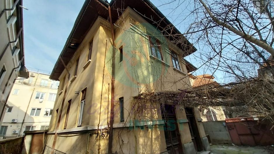 Vila boierească cu arhitectură de epocă, ideală pentru investiție – Gara de Nord - Poză 2