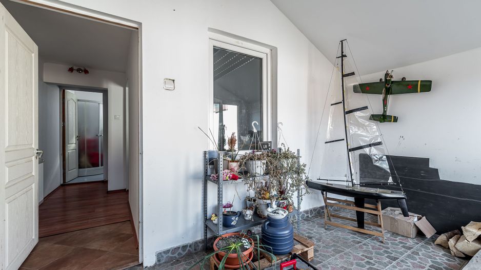 Casa ideală pentru familie: școală la 3 min. Zonă foarte liniștită. - Poză 11