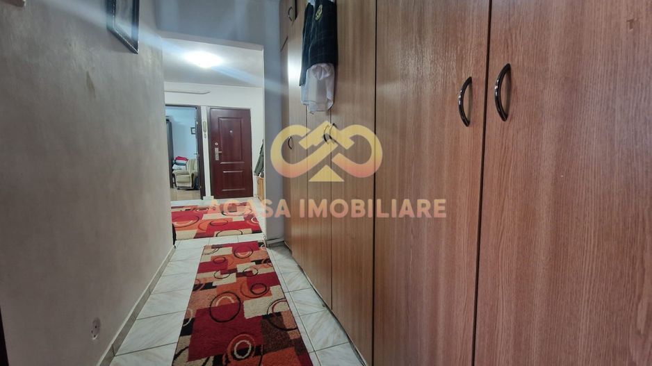APARTAMENT 3 CAMERE CANTA   72mp - Poză 2