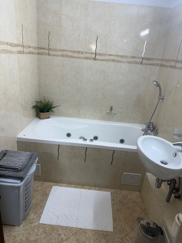 AP. 3 CAMERE RAHOVA, BUCATARIE INCHISA, CENTRALA PROPRIE,MODERN - Poză 6