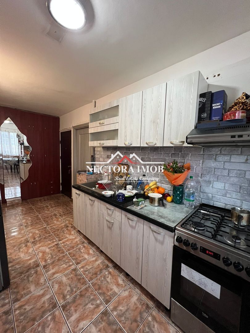 NECTORA IMOB-Apartament 2 camere, Zona Decebal, tip PB, 43 mp+balcon - Poză 5