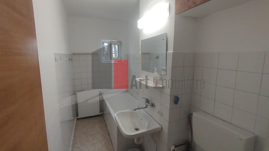 Închiriere 2 camere Calea Văcărești - Poză 12