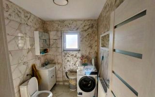 Casa individuală P+M, zonă liniștită, în Vatra veche a satului - Poză 8