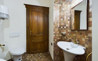 Apartament 3 camere, zona ultracentrală - Poză 9