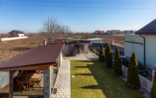 Casă/Vilă modernă de vânzare la intrare în Bogdan Vodă, județul Bacău. - Poză 55