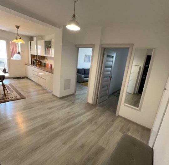 Apartament 4 camere renovat complet  Apărătorii Patriei 89 mp - Poză 13