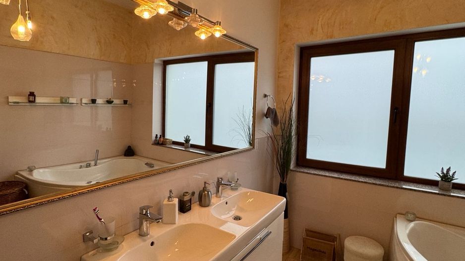 Penthouse cu terasa 50mp - Universitate - Poză 9