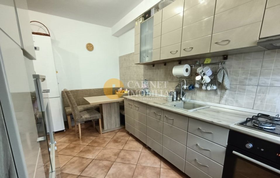 Casa 4 camere - Valea Adanca zona 5 Drumuri - Poză 8