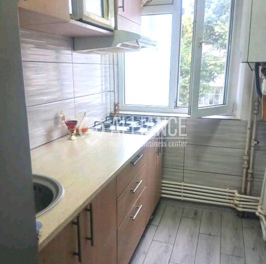 Inel 2 (COD 07) Apartament 3 camere semidecomandat - Poză 7