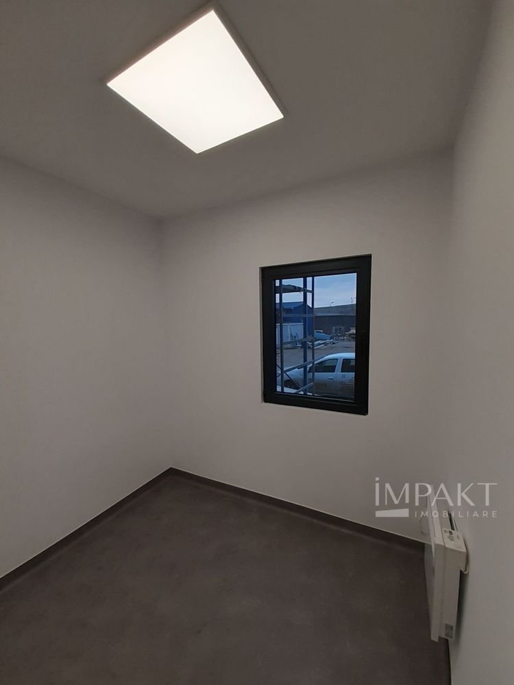 Depozit de inchiriat / Spatiu productie tip Hala - 617 mp + birouri - Poză 6