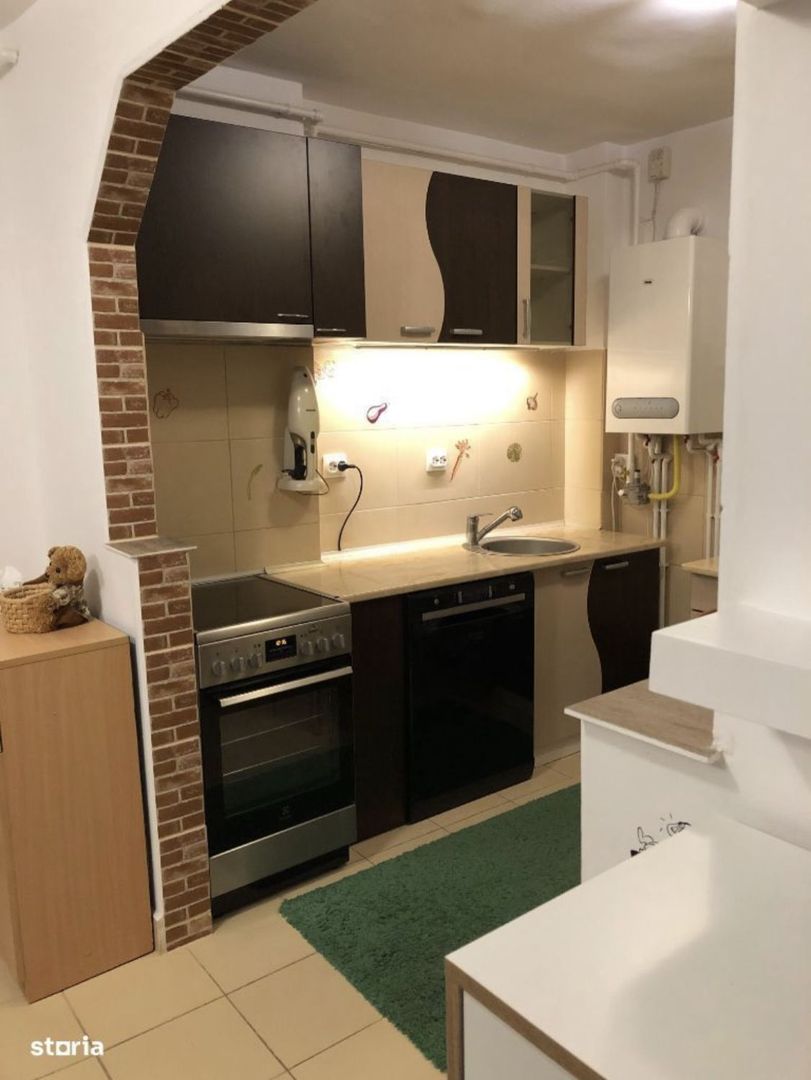 De vanzare apartament 3 camere - Poză 5