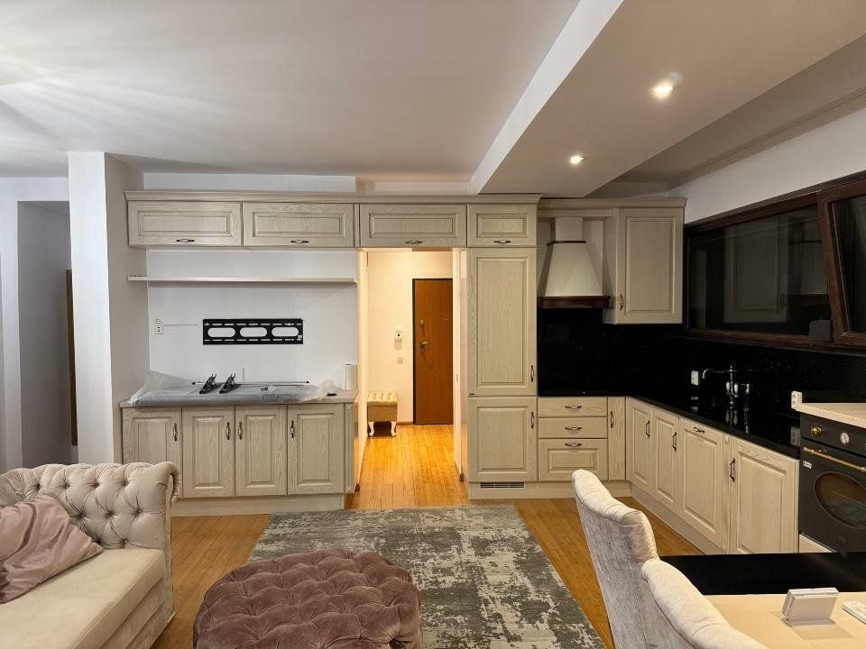 De vanzare  Apartament 3 cam mobilat utilat + parcare subterana Domenii sect1 - Poză 5