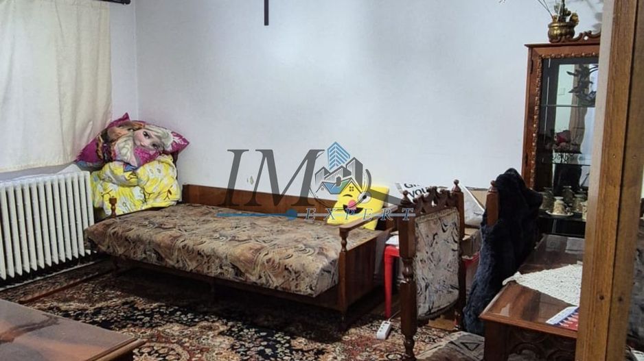 Apartament cu 4 camere de vanzare in Blaj - Poză 1