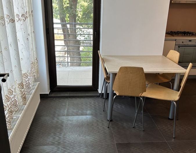 De Vanzare Apartament cu 3 camere - Bucurestii Noi, Laminorului - Poză 11