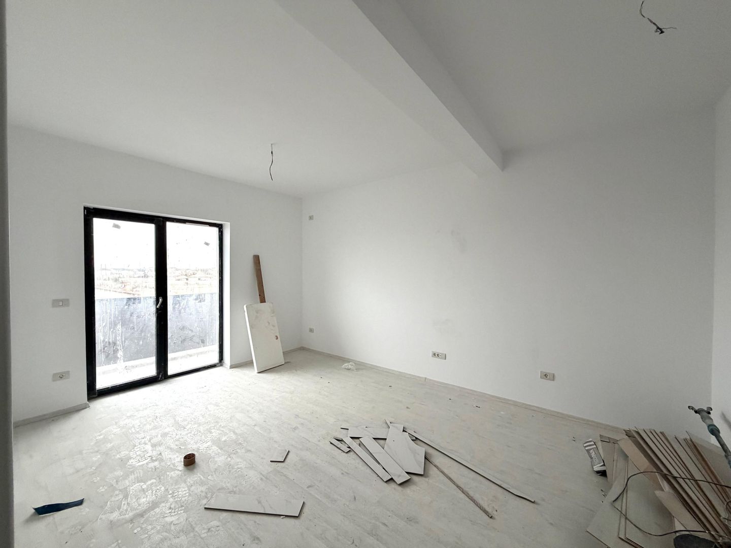 Apartament 2 camere -  etaj 2 - Calea Urseni - Giroc - Poză 1