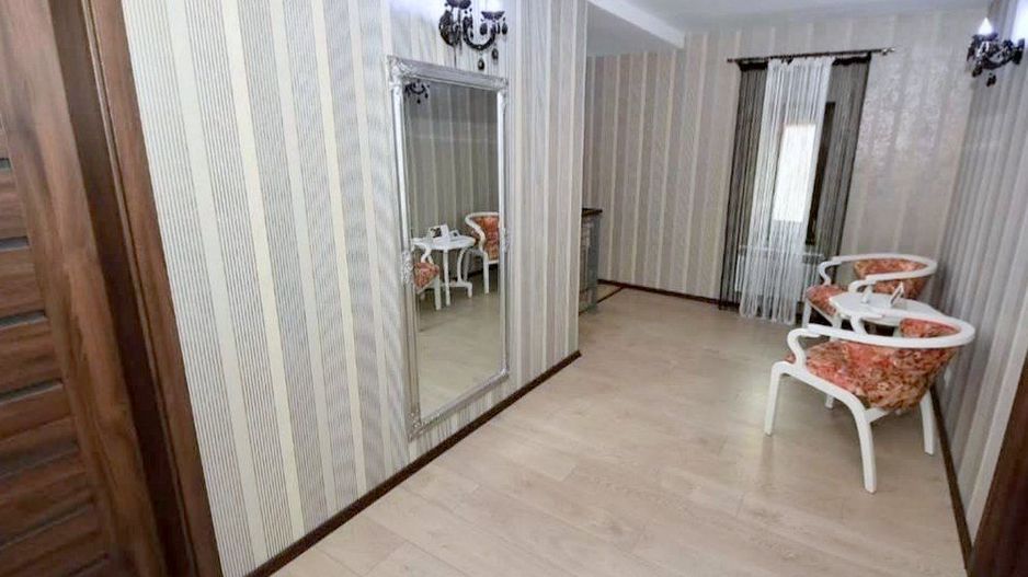 Vila moderna P+1E si teren 350 mp - zona Mazepa 2, clinica Hyperdia - Poză 4