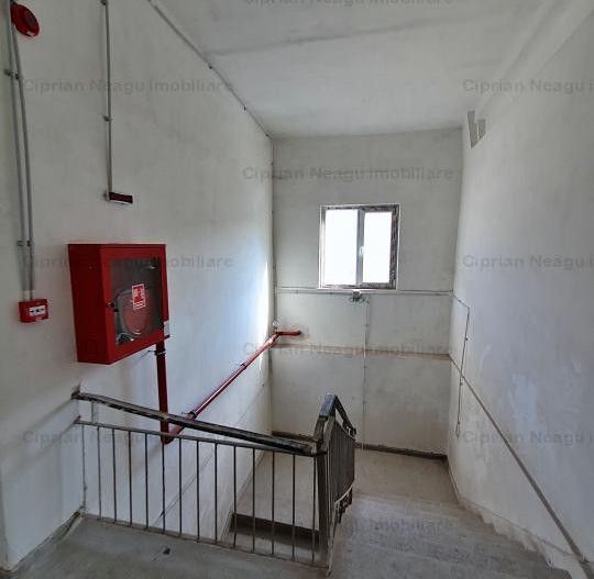 Hala De Inchiriat, zona Depozitelor Pitesti - Poză 14