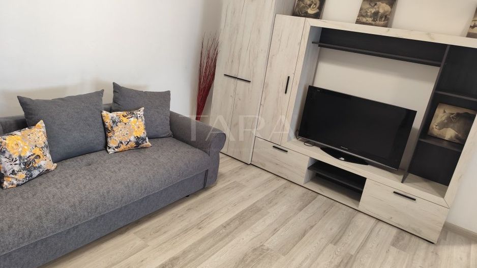 Vând apartament în Florești, zona Florilor. - Poză 1