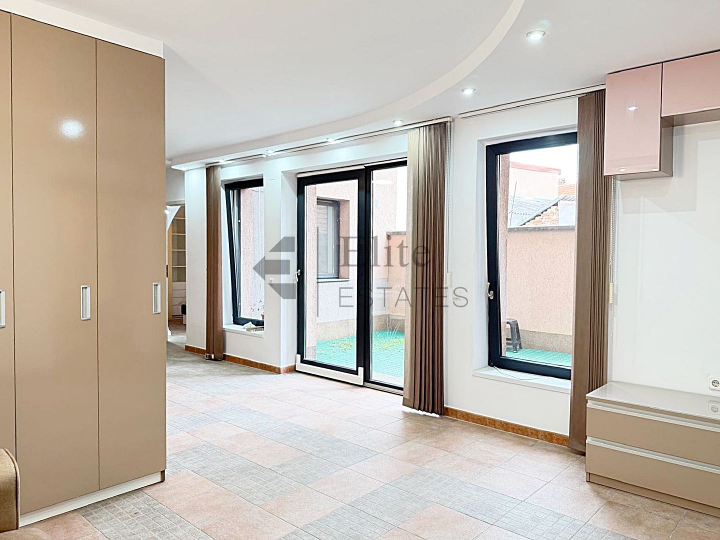 Apartament 4 camere Central Oradea | Garaj si Terasa - Poză 16