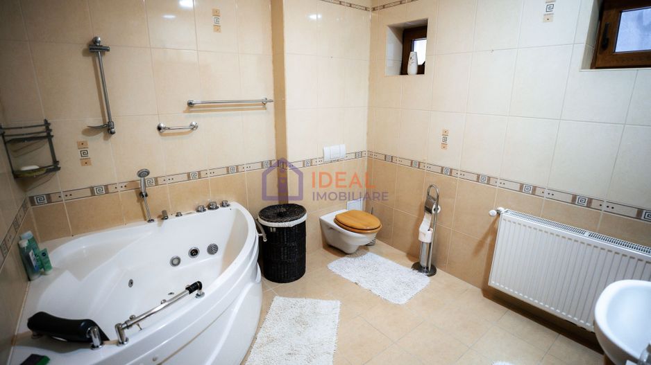 Casa Individuala Moderna cu 7 camere si 1480 mp de curte, In Selimbar - Poză 15