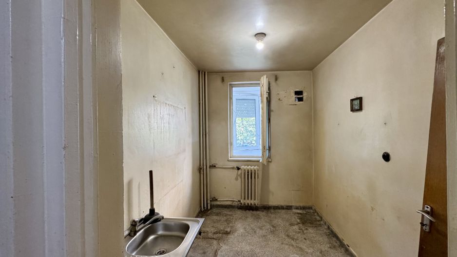 OPORTUNITATE - 3 camere decomandate, 70 mp utili, et 3 - Bucur Obor - Poză 9