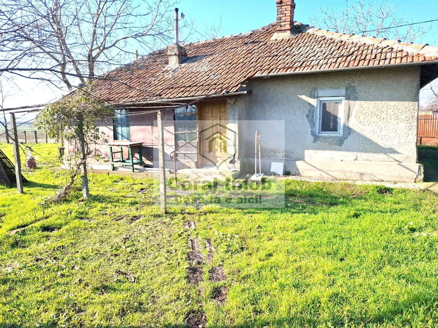 Vanzare casa de paianta la 10 km de Urziceni, Ialomita - Poză 1